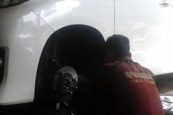 bengkel-specialist-power-steering-semarang-12